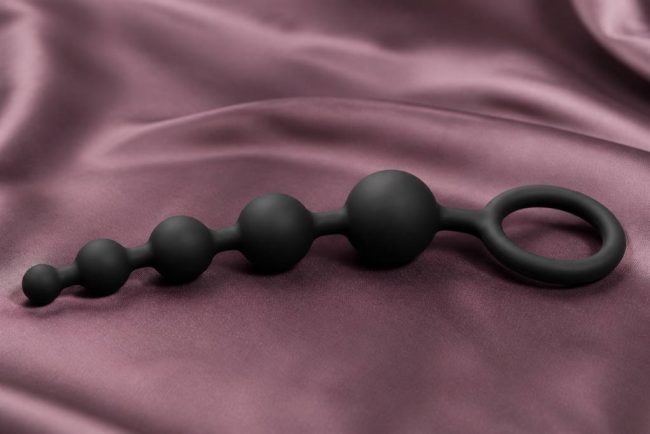 Chapelet anal : comment choisir et utiliser ce jouet pour des plaisirs intenses
